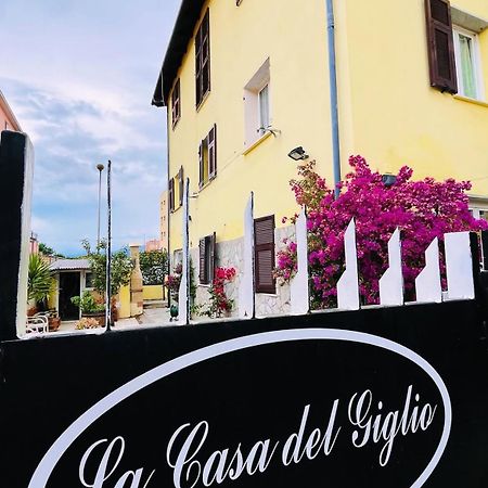 La Casa Del Giglio Hotel Albenga Luaran gambar